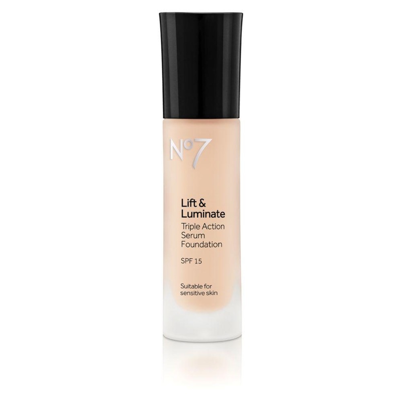 Lift & Luminate Triple Action Serum Foundation 30Ml Beige
