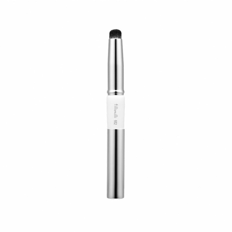 fillimilli Portable Over Lip Brush 932